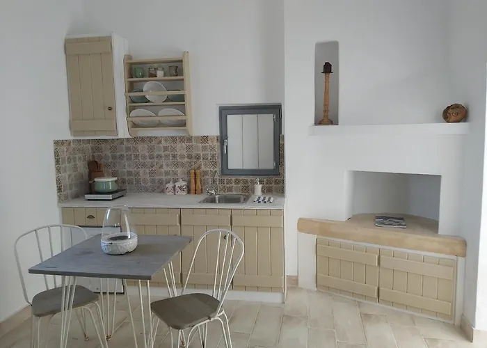 Aloni * Άνω Μερά